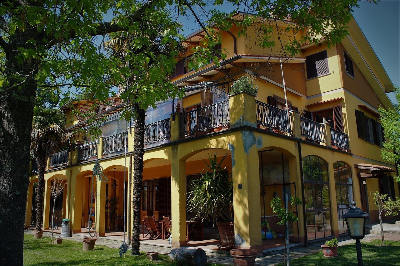 Guardalaluna Villa Pian di Scò Esterno foto